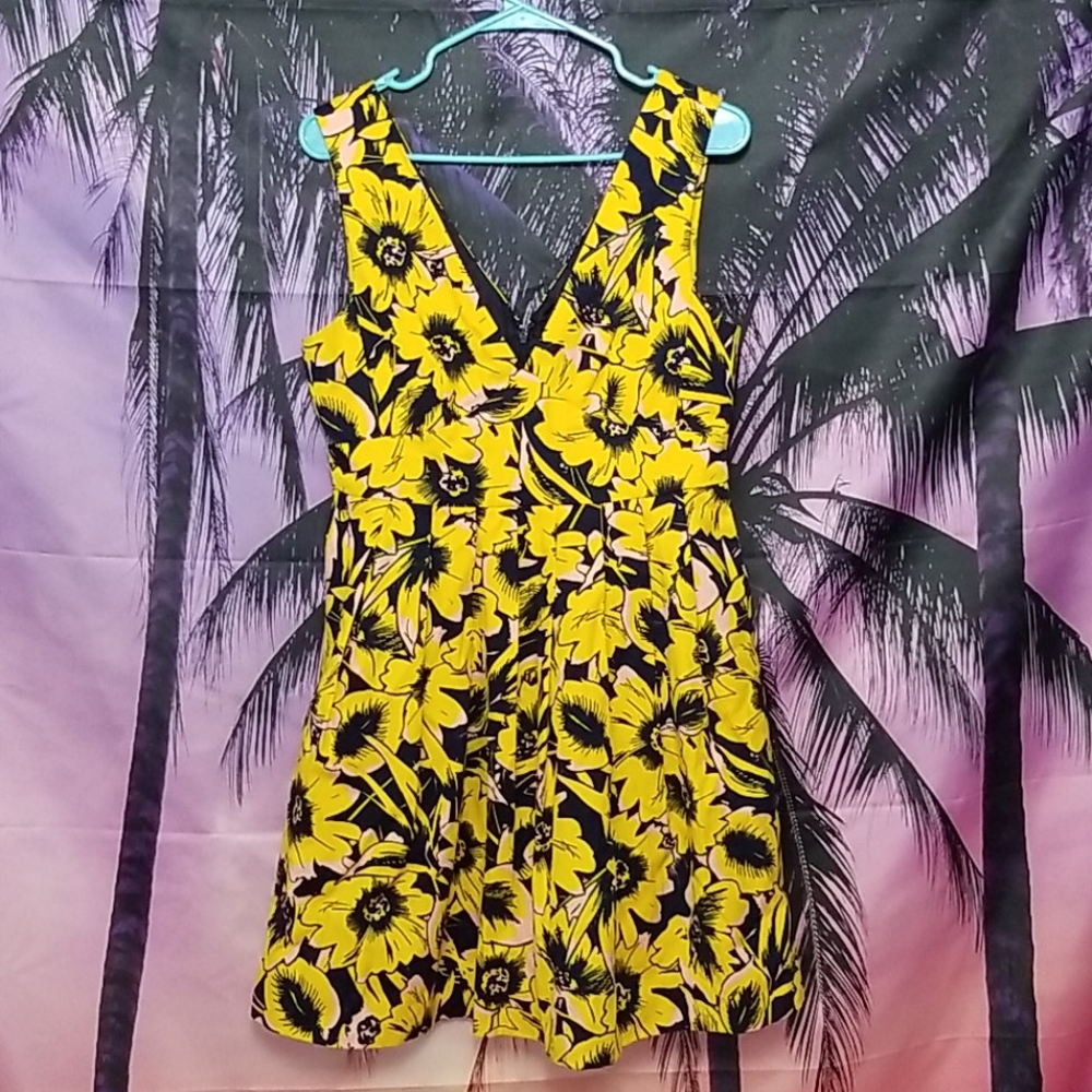 J. Crew NWOT gorgeous pleated floral dress!!!